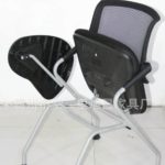 Chaise 4 pieds avec tablette